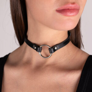Collar/choker de cuero erótico artesanal